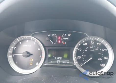 2014 Nissan Sentra Sr z USA, uszkodzony, nr VIN 3N1AB7AP5EY296801